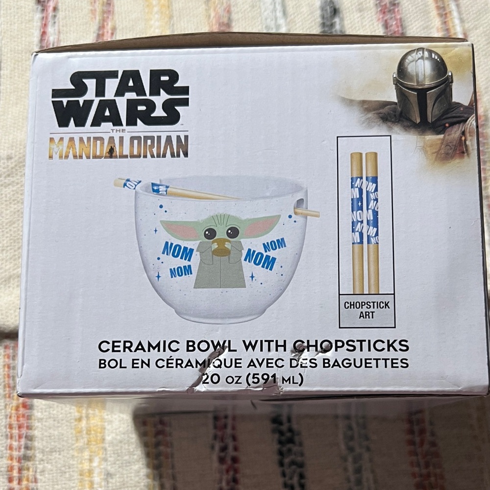 🥢Disney Star Wars The Mandelorian Baby Yoda Grogu Ceramic Bowl with Chopsticks - Picture 4 of 12